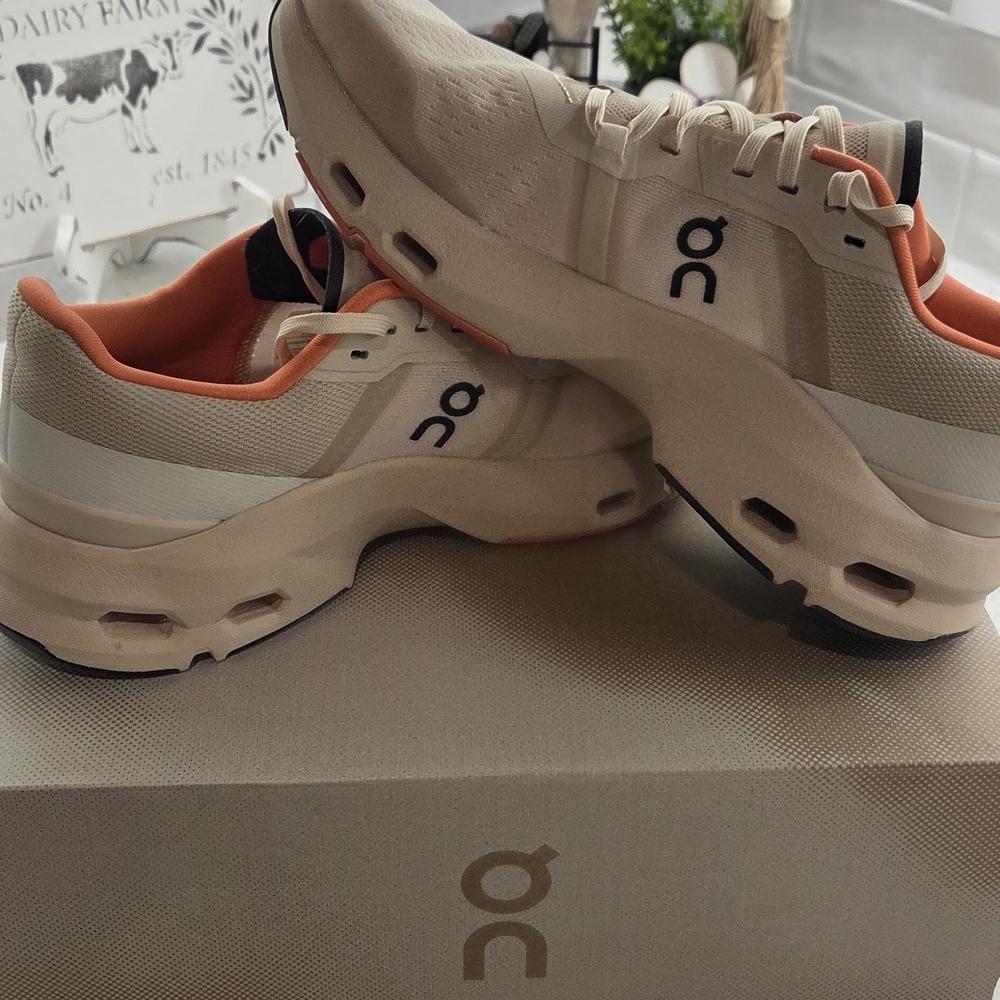 On Clouds Women's Cream and Orange Sneakers